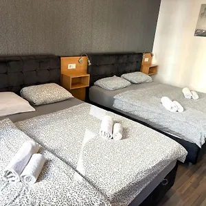 Grey Palazzo 1050 Wiedeń