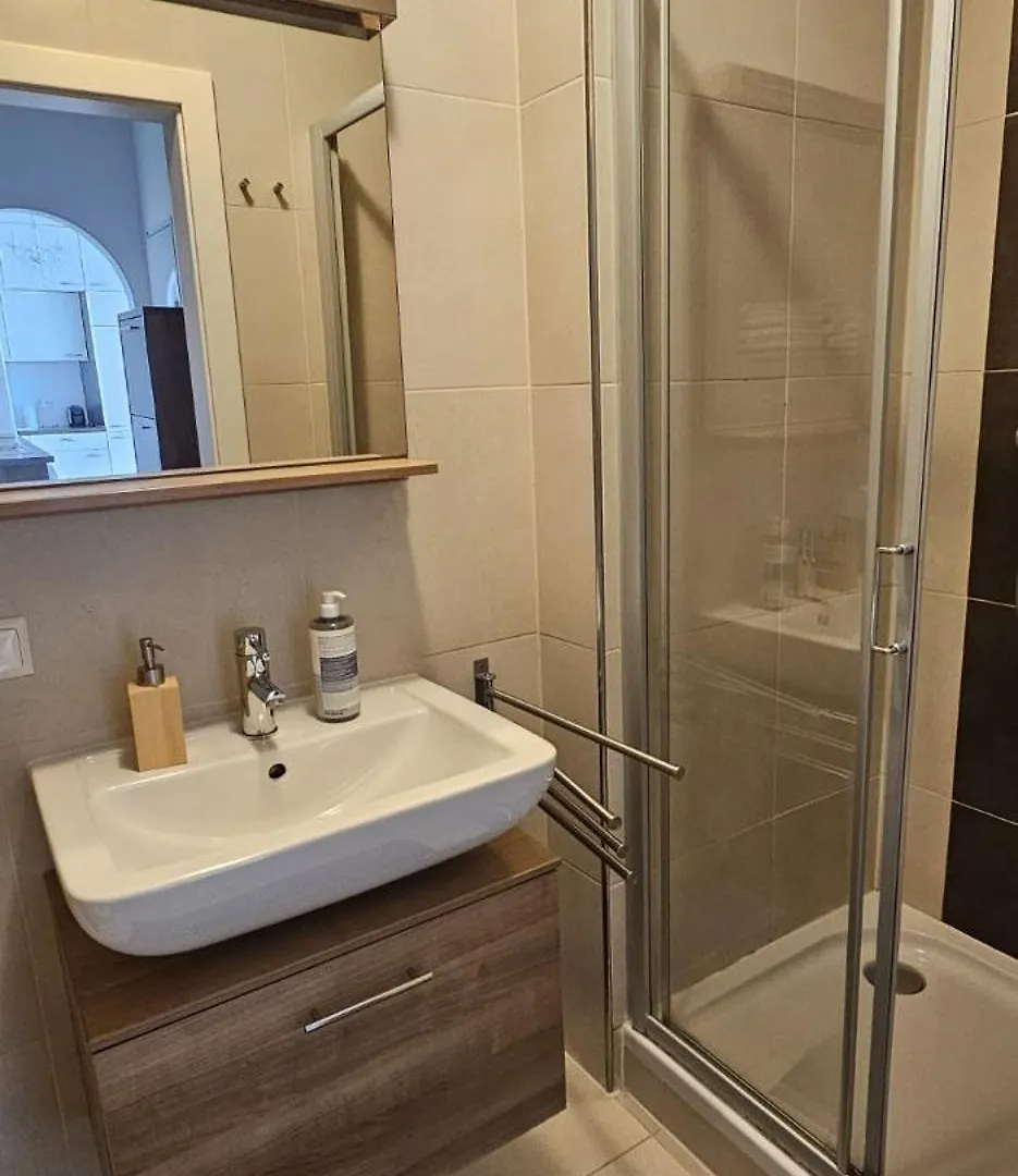 هيمبرغ Vienna Airport Residences شقة فندقية